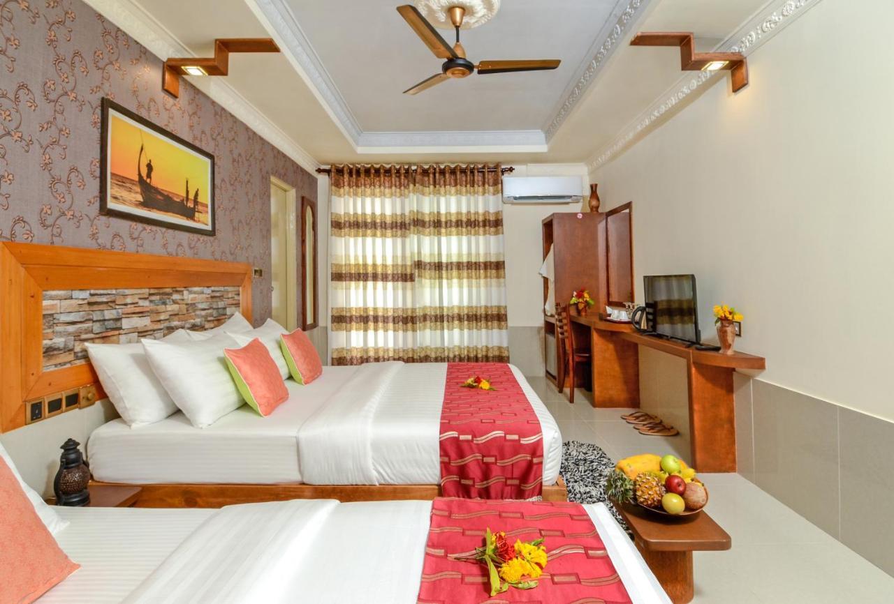 Maladiwa Beach & Spa Maafushi Extérieur photo