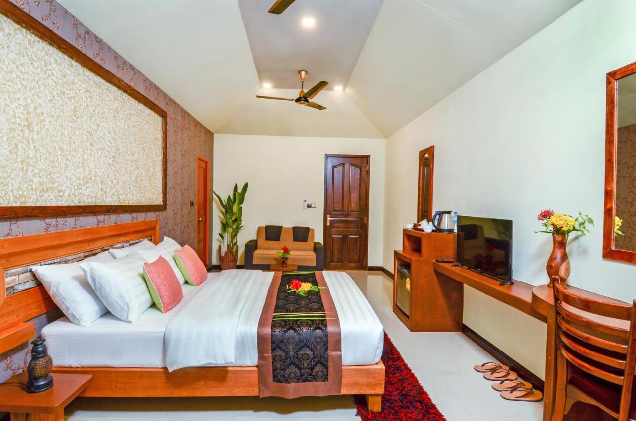 Maladiwa Beach & Spa Maafushi Extérieur photo